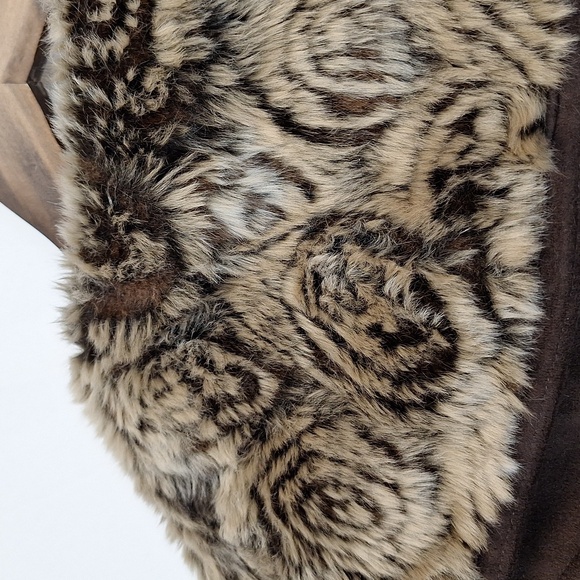 Loire NY Faux Fur and Suede, Lined, Women's Size S - Picture 4 of 6